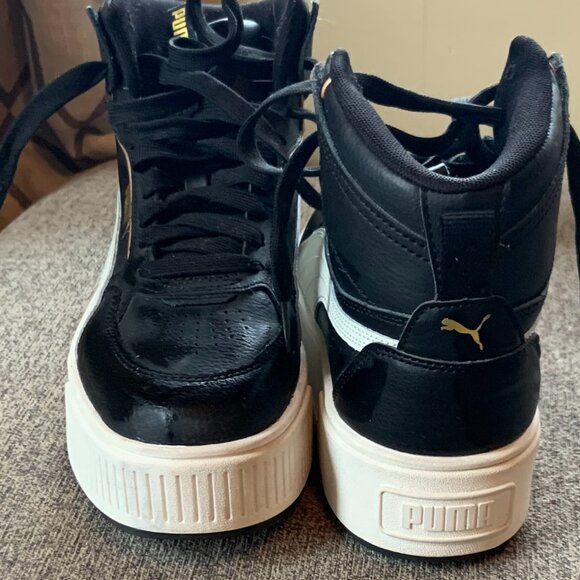 Puma Black and White Athletic Shoes - Picture 2 of 6